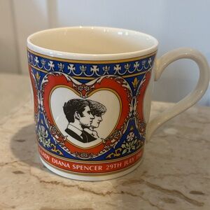 Wedgwood Royal Mug with Red‎ and Blue Heart Design